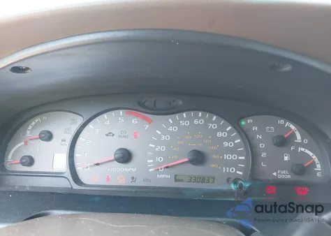 2002 Toyota Sequoia Sr5 V8 from USA, damaged, VIN 5TDBT44A32S068299